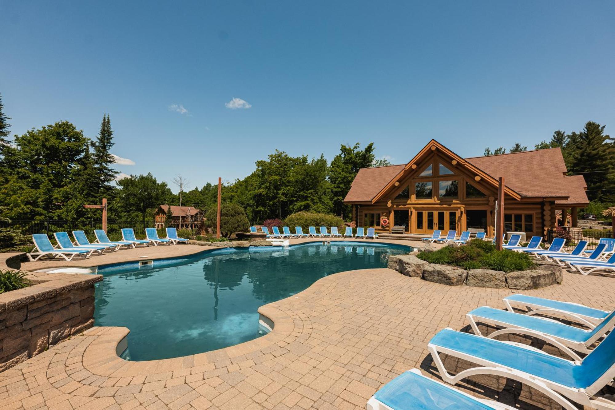 Fiddler Lake Resort Chalet 4 Cerf Mille-Isles エクステリア 写真